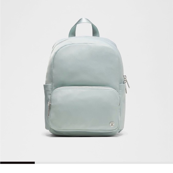 black north face backpack women' The Women's Never Stop Mini Backpack, TNF Black, One Size Universal Studios 1912 Mini FINALE_POS_LS_POS Durable water repellent finishes Size:BRONZE